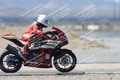 media/Oct-02-2025-Racers Edge (Thu) [[2c91cb6ab3]]/3-B Group/Session 2-Turn 14 (11am)/